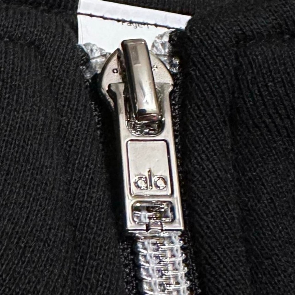 Alo Quarter Zip and Uncuffed Sweatpants Set Women's NWT Size L - Picture 4 of 4